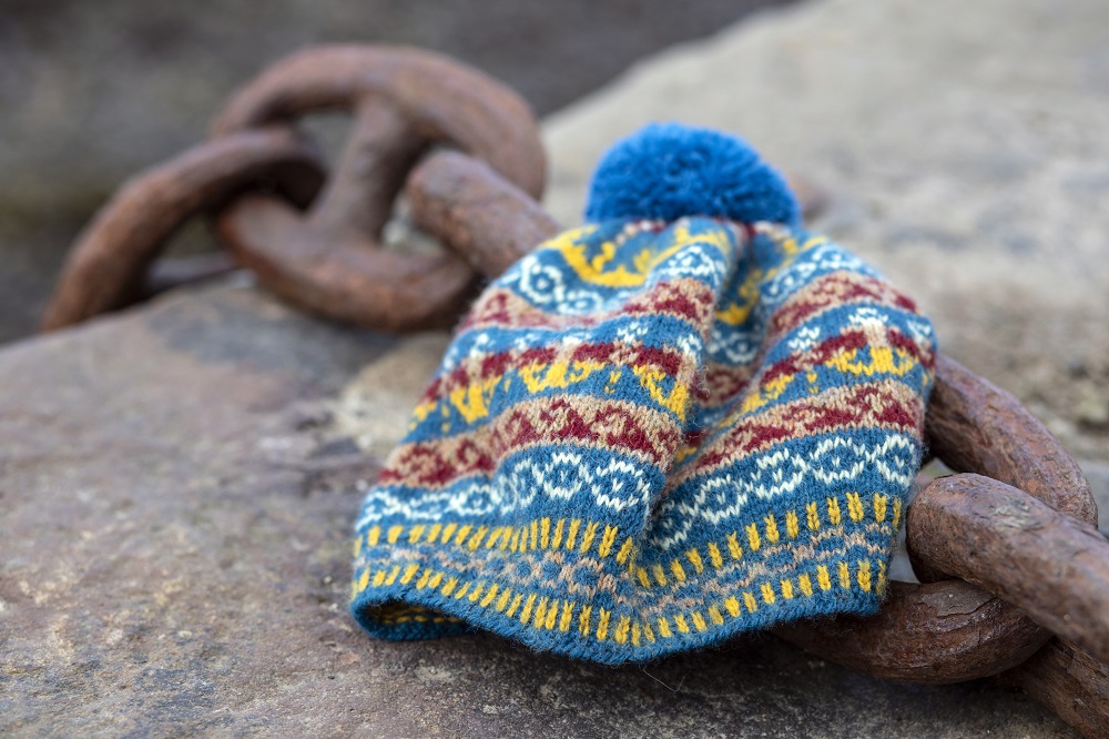 Trapper Hat in Patons Shetland Chunky, Knitting Patterns